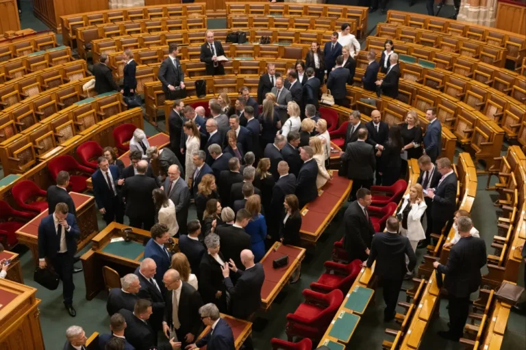 A gazdagok, a szegények és a furcsák – összegyűjtöttük a legkirívóbb vagyonnyilatkozatokat