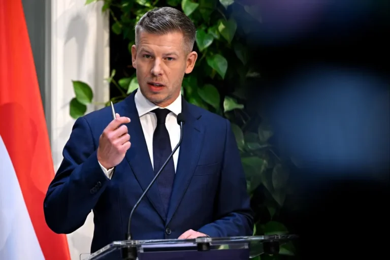 A Political Capital szerint vannak olyan tiszás lépések, amik erősen emlékeztetnek a Fidesz gyakorlatára