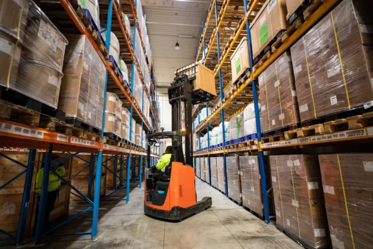 Túl erős a forint az exportőröknek, közel ötödük azt mondja, már három hónapot sem húz ki így