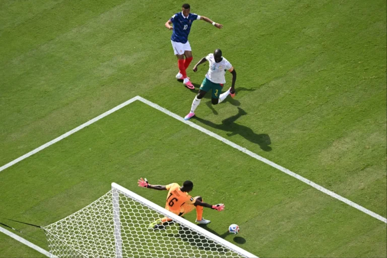 Mbappé és Barcola hozta a franciák győzelmét, Szenegál kihagyott ziccerei sokba kerültek