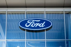 Visszavette tapasztalt mérnökeit a Ford, mert az MI nem vált be a minőség-ellenőrzésben