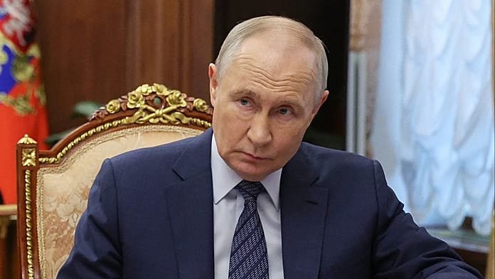 Putyin délkelet-ázsiai vezetőkkel tárgyal, miközben a G7 egyik témája Oroszország