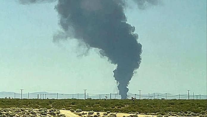 Nyolcan meghaltak a légierő B-52-es bombázójának kaliforniai balesetében