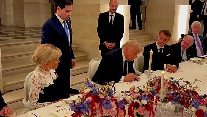 Videó: Trump aláírja a USA–Irán megállapodást Versailles-ban