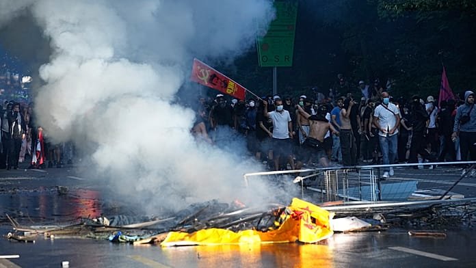 Svájc: összecsapások Genfben, 20 ezren tiltakoznak a G7-csúcs és a globális politika ellen