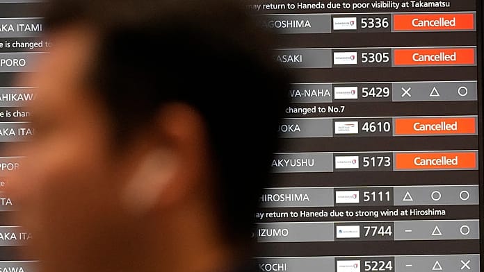 Már evakuálják az időseket a japán Okinava szigetén a tájfun miatt