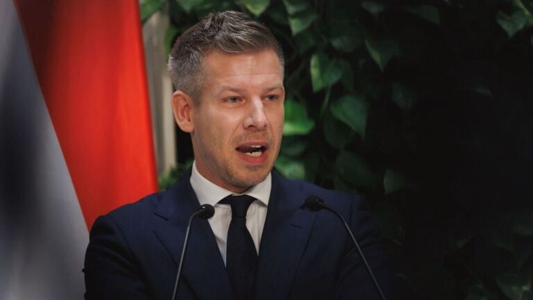 Magyar Péter folytatja a fenyegetőzést, hétfő reggel elmegy Sulyok Tamáshoz