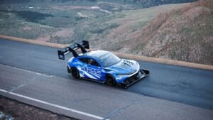 Dumas visszaszerezte a bajnoki címet a Pikes Peak hegyi versenyen