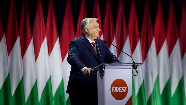 Orbán Viktor: Van egy jó önéletrajzom, és biztosak lehettek abban, hogy azt nem fogom a végén elrontani!