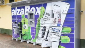 Valami nagyon nem stimmel a csomagautomatákkal, kiderült, mi állhat a háttérben