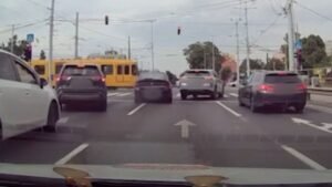 „Porcukrot” szállító, körözött autóst üldöztek a rendőrök Budapesten + videó