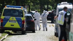 Halottak és sebesültek egy németországi anyaotthonnál (frissített: személyes nézeteltérés a háttérben)