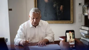 „A szuverén Magyarország eszméjét nem lehet kiirtani" – Orbán Viktor egy röpirattal jelentkezett a kongresszus előtt