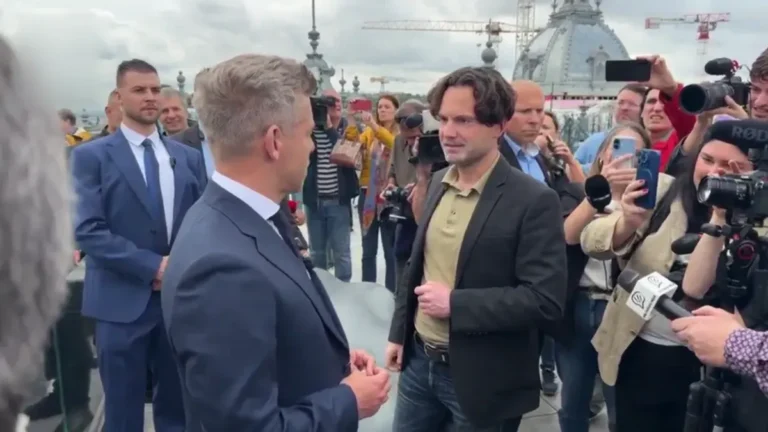 Havasi Bertalan a HírTv-nek nyilatkozott a szimpátiatüntetésen – videó