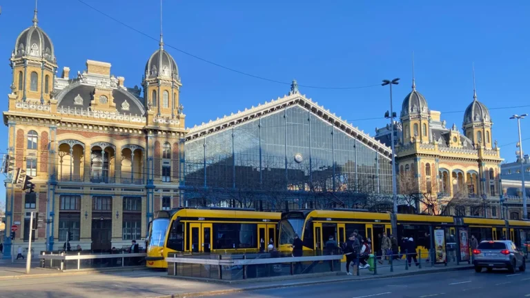 Bővítik a Nyugati pályaudvart: tovább nőhet a vasúti forgalom
