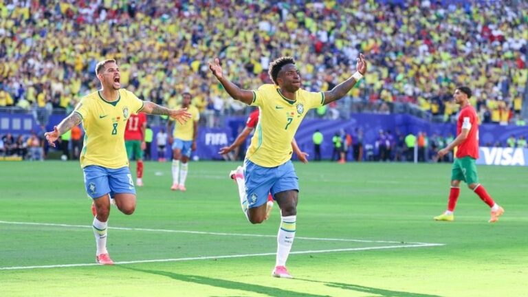 Csak Vinícius mentette meg a brazilokat a 92 éve nem látott szégyentől a vb-n