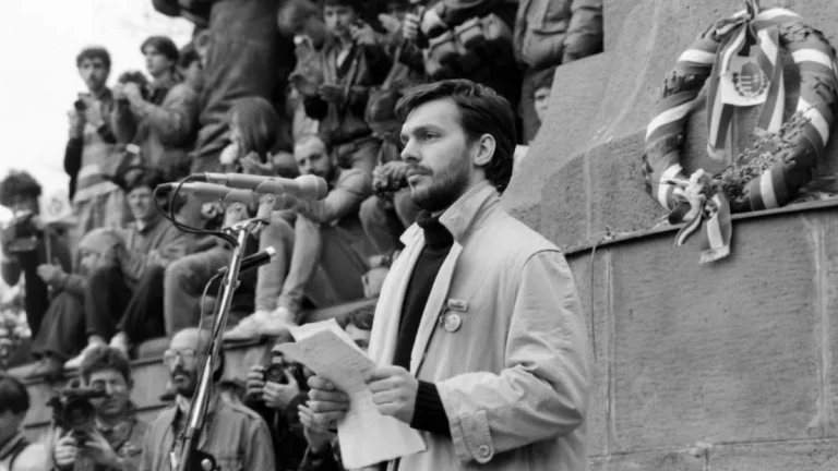 Előkerültek a régi fotók a most 63 éves Orbán Viktorról – ezeket látnia kell!