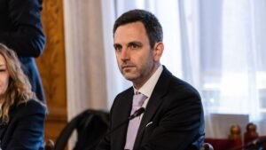 Vizsgálóbizottságokból népbíróságokat csinál a Magyar Péter sógora által jegyzett törvény
