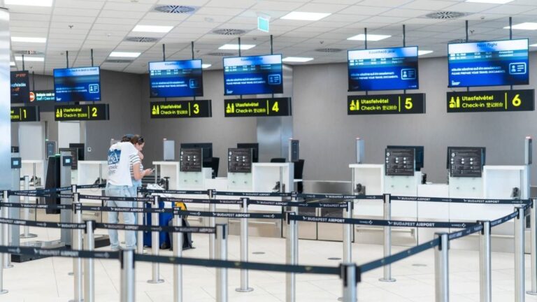 Budapest Airport: így készül a repülőtér az év legforgalmasabb hónapjaira