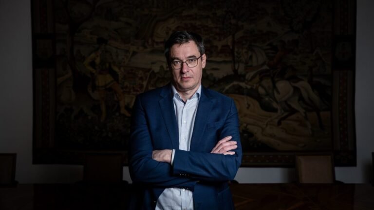 Karácsony Gergely szerint nem eléggé szigorú a vagyonnyilatkozatokról szóló tiszás szabályozás