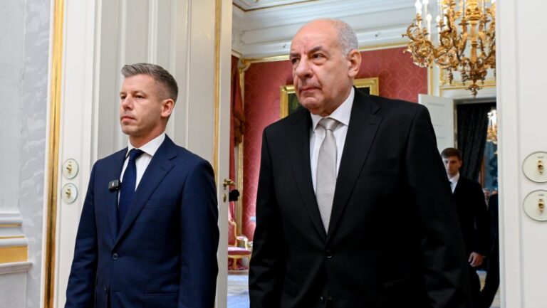 Sulyok Tamás az Alkotmánybírósághoz fordul; Magyar Péter: Ez már szánalom kategória