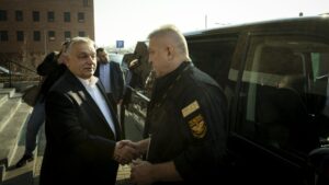 Azonnali hatállyal megszüntették Hajdu János volt TEK-vezér rendőr altábornagyi jogviszonyát