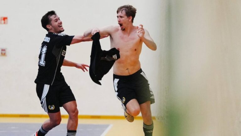 Futsal: félelmetesen gyönyörű góllal nyert a DEAC a bronzcsatában