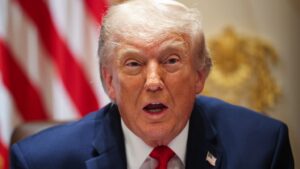 Trump kemény támadásokkal és a Kharg-sziget elfoglalásával fenyegette Iránt