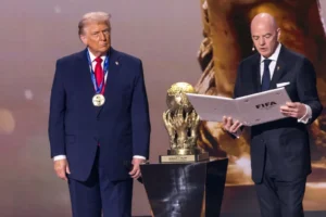 Donald Trump lobbizhatta ki a FIFA-elnöknél, hogy függesszék fel az amerikai csatár eltiltását a foci-vb-n