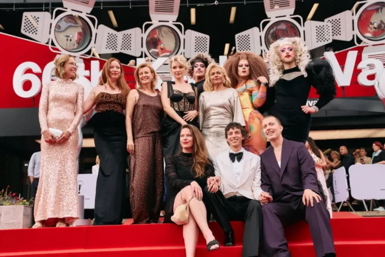 Drag queenek is feltűntek Borbély Alexandra filmjének Karlovy Vary-i premierjén, Nagy Ervin elkísérte feleségét