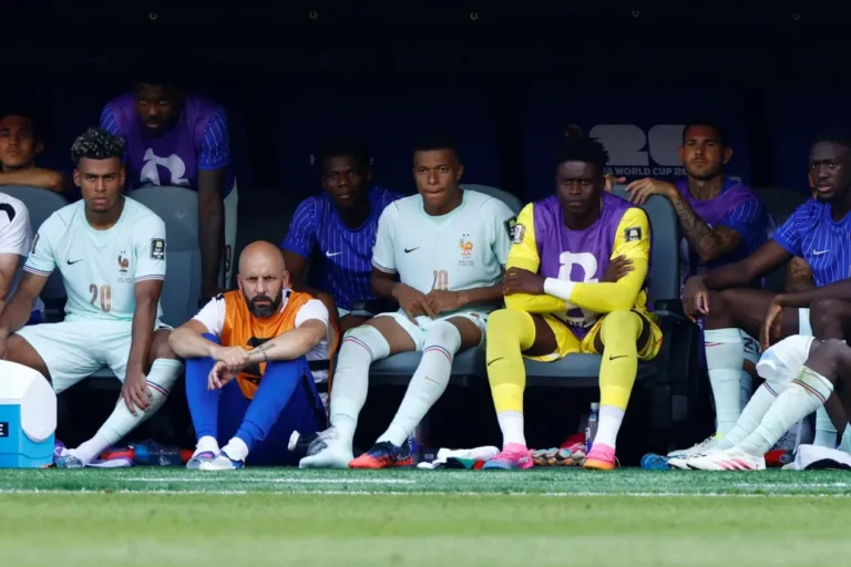 Kylian Mbappé: Kaptam egy rúgást a bokámra, de nincs komoly baj