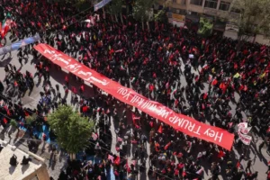 Eltemették Hamenei ajatollahot