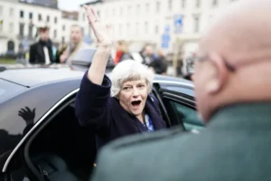 Meggyilkolták az ellentmondásos megítélésű volt brit minisztert, Ann Widdecombe-ot