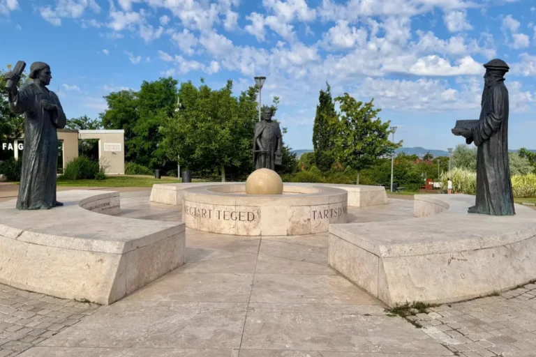 Eltávolították Balog Zoltán nevét egy budapesti emlékműről