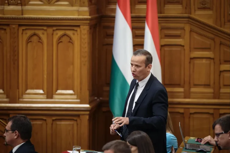 Toroczkai szerint Orbán Viktor legalább önkritikát gyakorolt, amikor elnézést kért Magyar Péter miatt