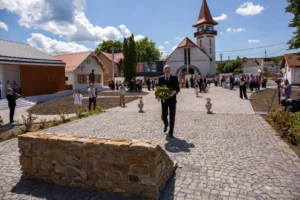 Tarr Zoltán első erdélyi útján Markóval fotózkodott, Kelemen Hunorral nem, és a támogatások átvilágítása volt a fő témája