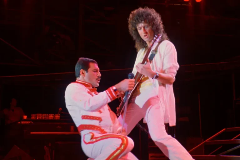 For big shows, the members of Queen always wore white. What they'd wear to their Budapest concert was a no-brainer