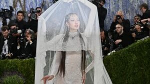 Robert Wun bemutatja „Childsplay” haute couture kollekcióját Párizsban