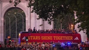 Madridban ünnepel a világbajnok spanyol válogatott