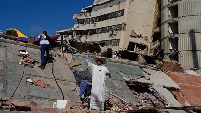 Venezuelai földrengések: a halálos áldozatok száma 5000 fölé nő