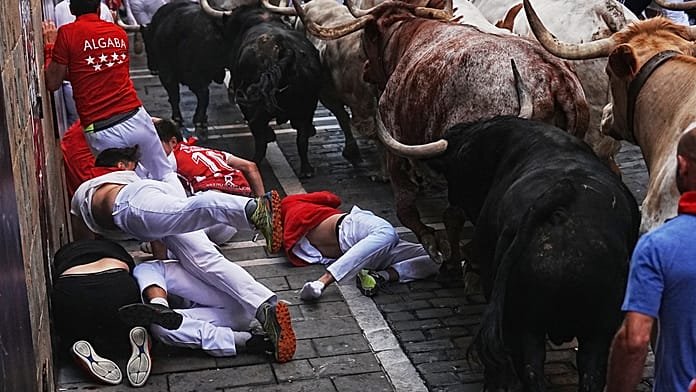 Pamplonai bikafuttatással kezdődik a San Fermín-ünnep