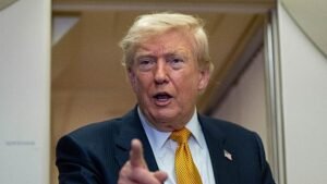 Trump Irán elpusztításáról posztolt az őt ért fenyegetésekre válaszolva