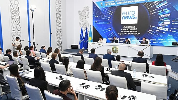 Kazah nyelvű adást indít az Euronews Asztanában