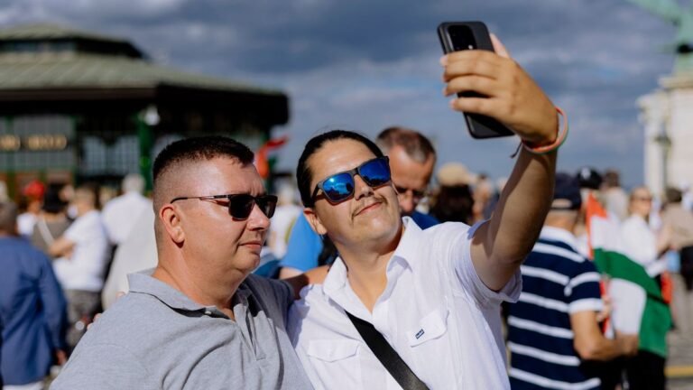 Szakács István nem gyanúsított többé, hálás a széles körű összefogásért a jobboldali influenszer