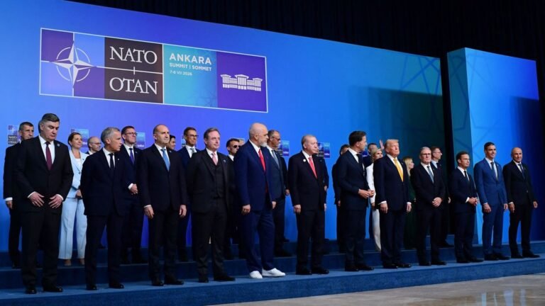 Ígéretekből épít rakétát Európa
