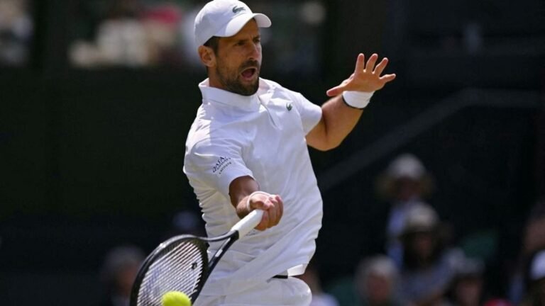 Djokovics vetődve zárta a mérkőzését, háromból egy magyar örülhetett + videó