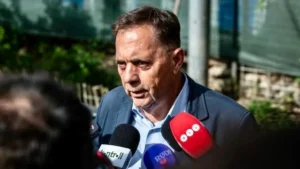 Álhírt közölt Pócs Jánosról a Tisza házi médiája, kénytelenek voltak elnézést kérni