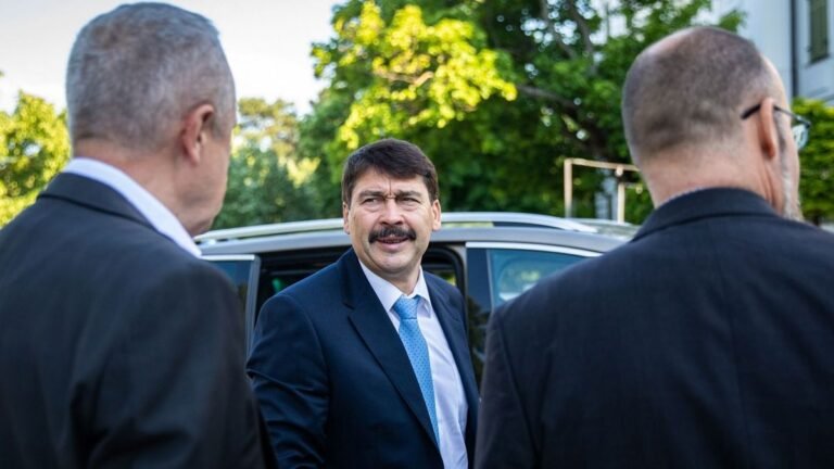 Áder János visszavágott Magyar Péternek: „Legyen bátor és vállalja a kijelentéseit!”