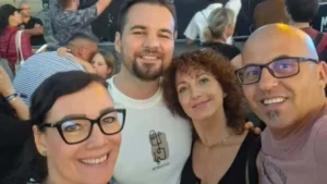 Ez már szerelem? A mi kis falunk sztárjával fotózták le Kapu Tibort