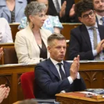 Megszavazták a Sulyok Tamás leváltásáról szóló Alaptörvény-módosítást